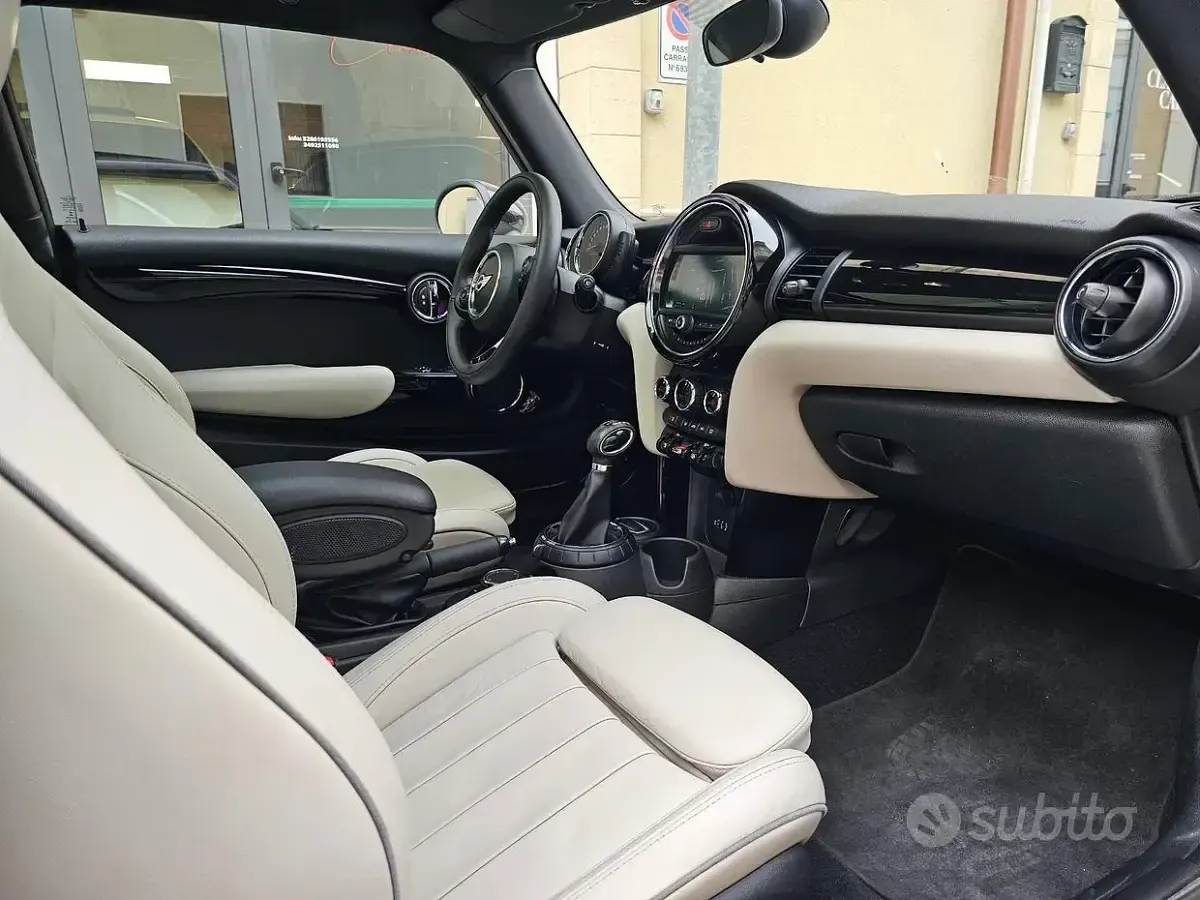 Usata Mini One D 116 CV (85 kW) 2017 Bianco Utilitaria