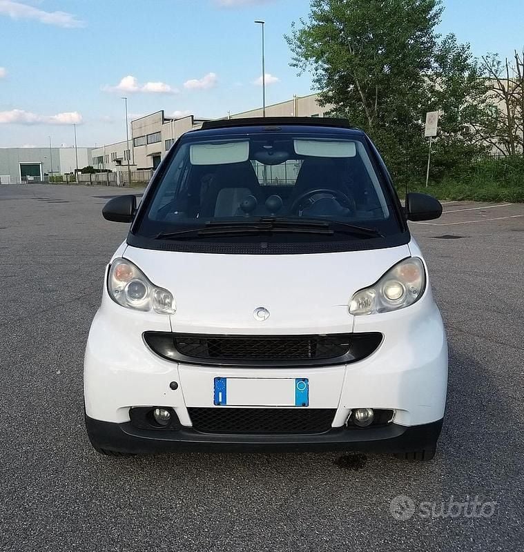 Usata Smart ForTwo Cabrio 84 CV (61 kW) 2009 Bianco Cabrio