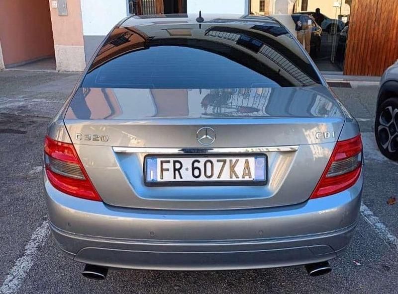 Usata Mercedes C320 Avantgarde 224 CV (164 kW) 2008 Berlina