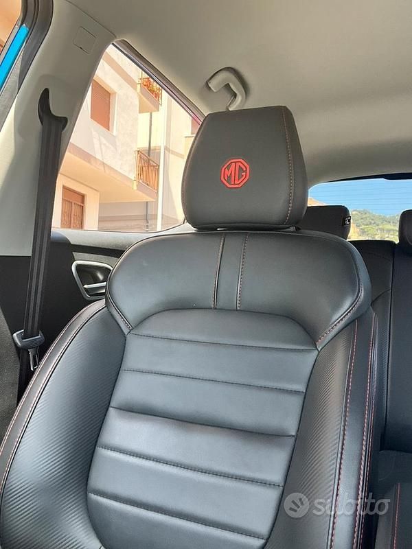 Usata MG ZS 106 CV (77 kW) 2023 Blu Berlina