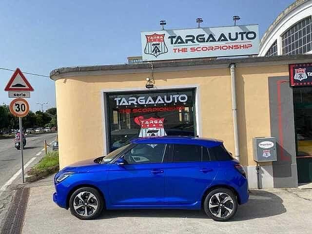 Usata Suzuki Swift 82 CV (60 kW) 2024 Blu Utilitaria