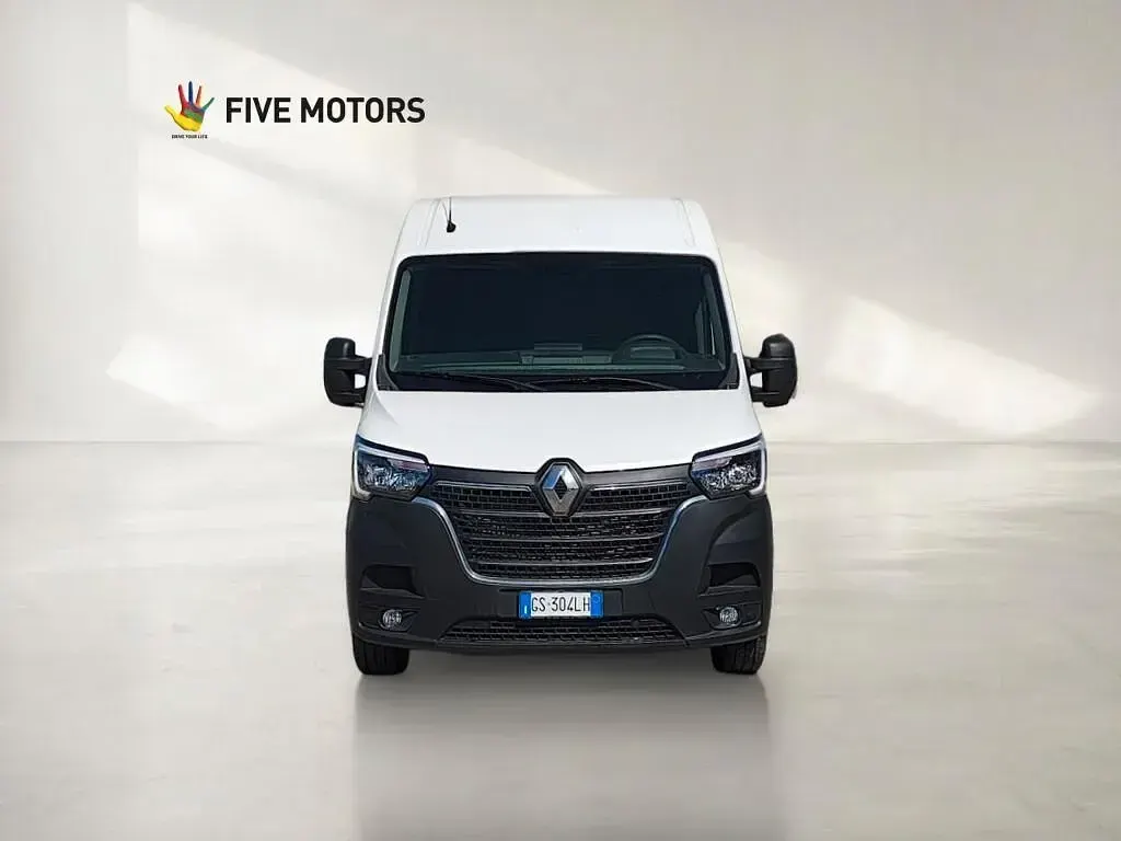 Usata Renault Master 150 CV (110 kW) 2024 Bianco Monovolume