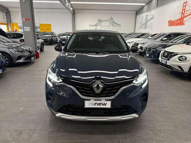 Usata Renault Captur Equilibre 101 CV (74 kW) 2022 Blu marine SUV