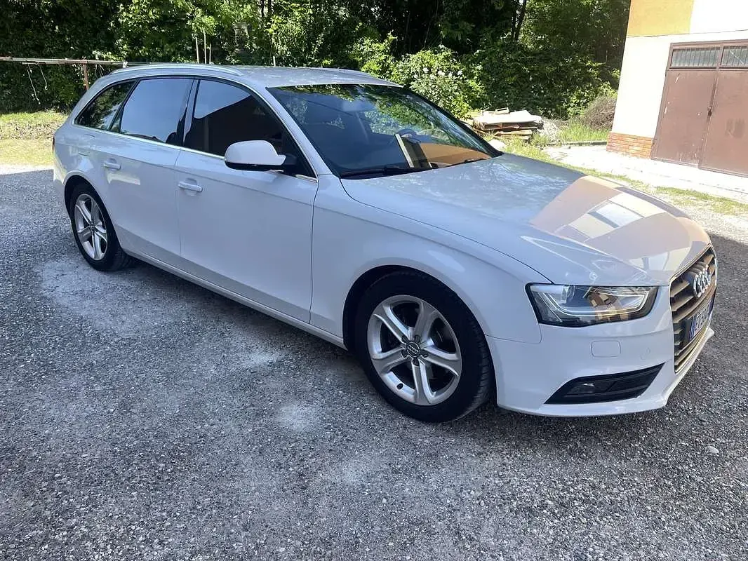 Usata Audi A4 Ambition 143 CV (105 kW) 2013 Bianco Station wagon