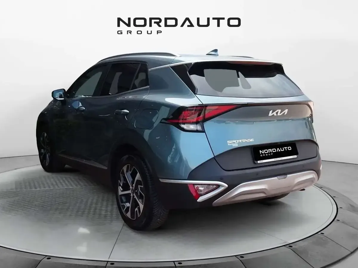 Usata Kia Sportage Style 136 CV (100 kW) 2023 Grigio SUV