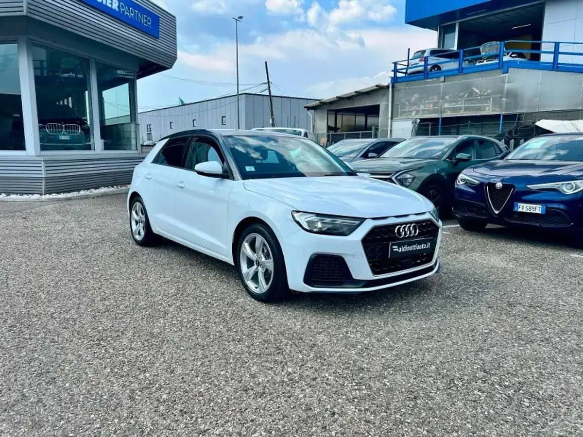 Usata Audi A1 Admired 95 CV (69 kW) 2022 Bianco SUV