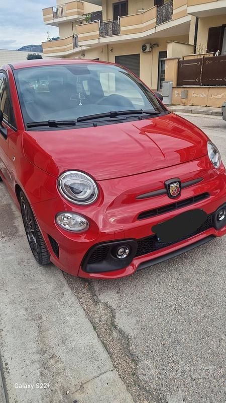 Usata Abarth 695 2024 Rosso Utilitaria