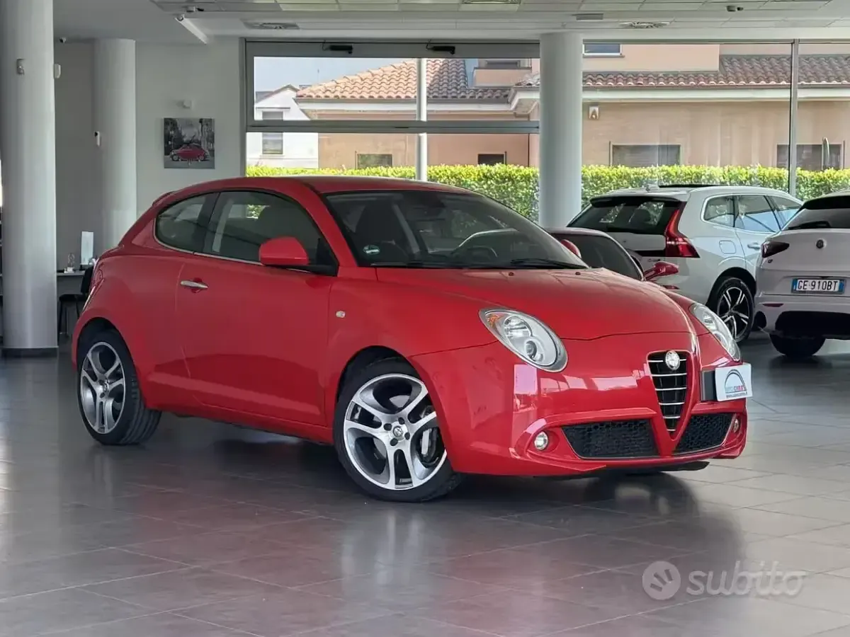 Usata Alfa Romeo MiTo Distinctive 155 CV (114 kW) 2009 Rosso Utilitaria