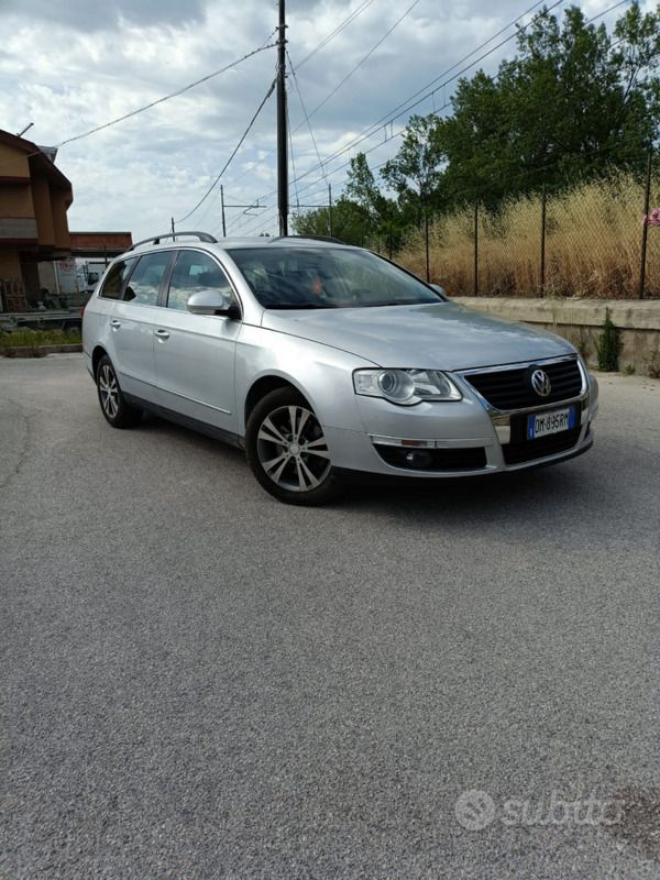 Usata 2008 VW Passat Station wagon | 4450 € (Buon prezzo) - Immagine 1/4