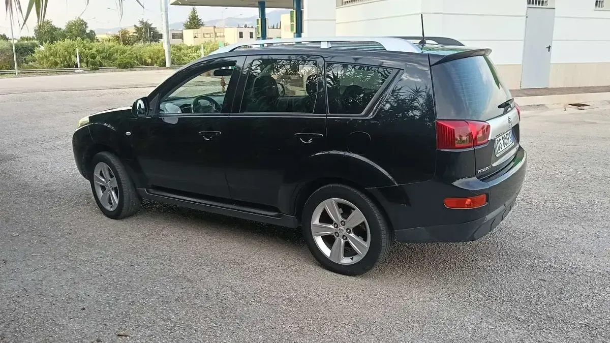 Usata Peugeot 4007 156 CV (114 kW) 2008 Nero SUV