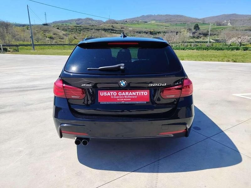 Usata BMW 320 M Sport 190 CV (139 kW) 2018 Nero Station wagon