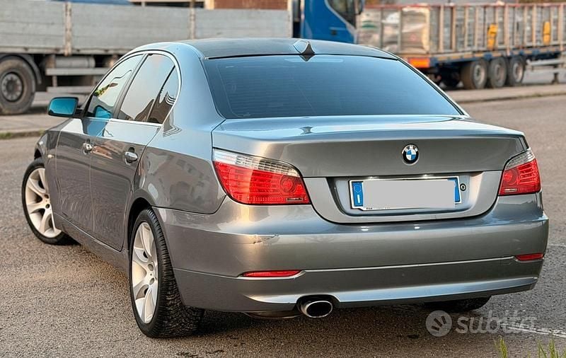 Usata BMW 520 2009 Grigio Berlina