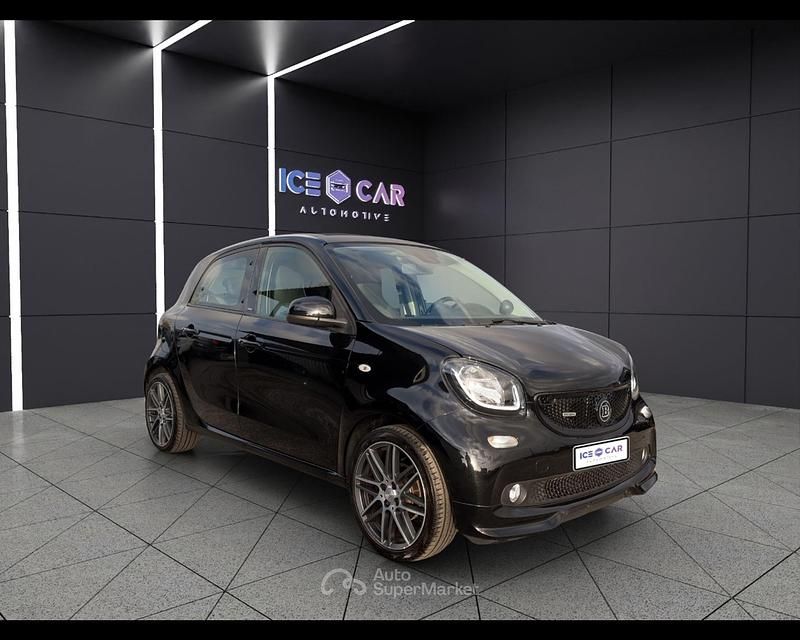 Usata Smart ForFour Brabus 109 CV (80 kW) 2017 Nero Utilitaria