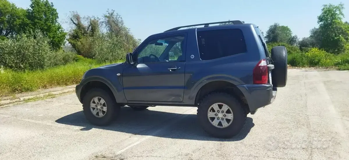 Usata Mitsubishi Pajero 160 CV (117 kW) 2007 SUV