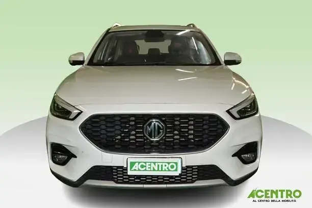 Usata MG ZS Luxury 111 CV (81 kW) 2023 Bianco SUV