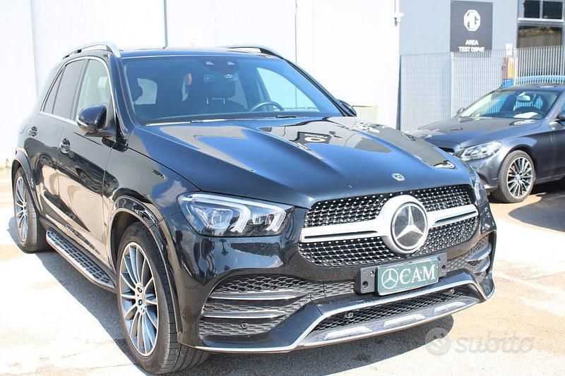 Usata Mercedes GLE300 Premium 245 CV (180 kW) 2020 Nero SUV
