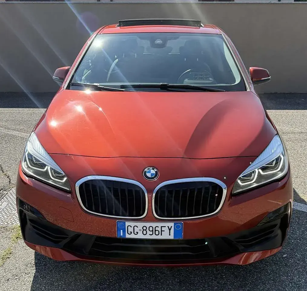 Usata BMW 225 Active Tourer Advantage 136 CV (100 kW) 2021 Sunset orange Monovolume