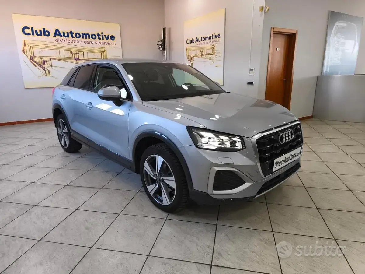 Usata Audi Q2 Admired 116 CV (85 kW) 2021 Argento SUV