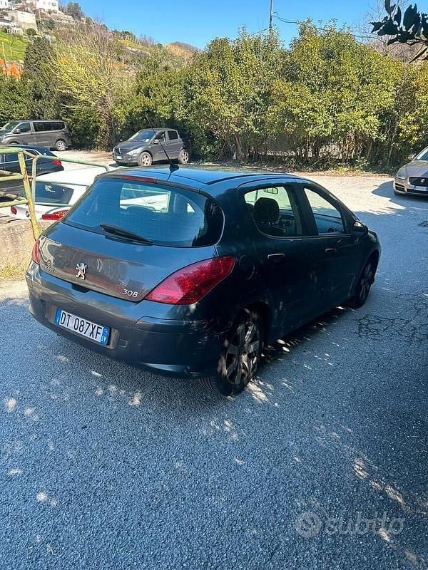 Usata Peugeot 308 110 CV (80 kW) 2009 Grigio Berlina