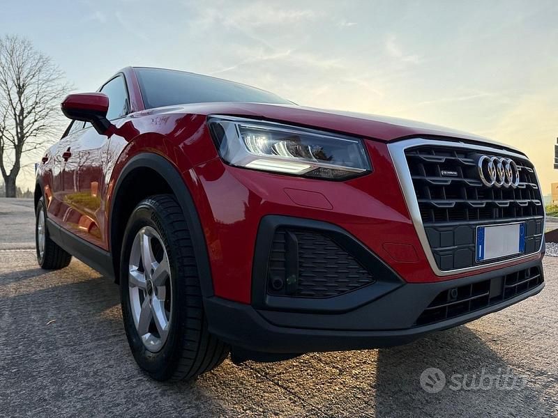 Usata Audi Q2 Advanced 190 CV (139 kW) 2024 Rosso SUV