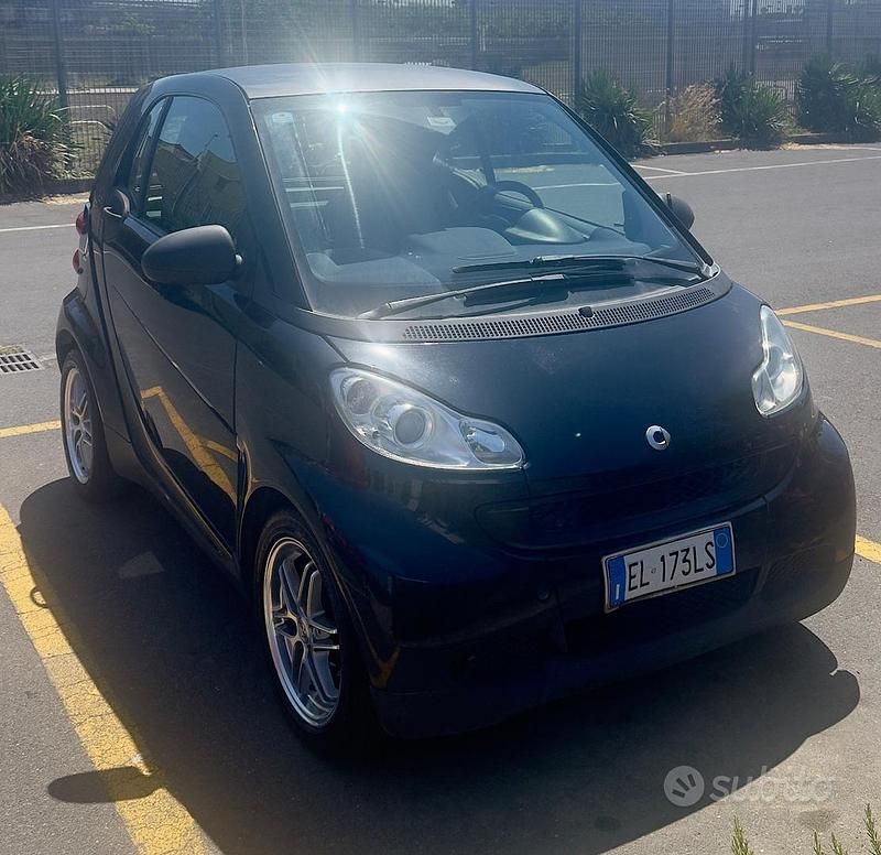 Nero Usata 2012 Smart ForTwo Coupé Passion Coupé | 4999 € (Ottimo prezzo) - Immagine 1/4