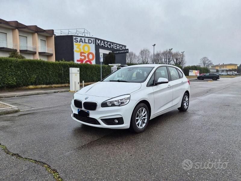 Usata BMW 216 Comfort Edition 116 CV (85 kW) 2017 Bianco Monovolume