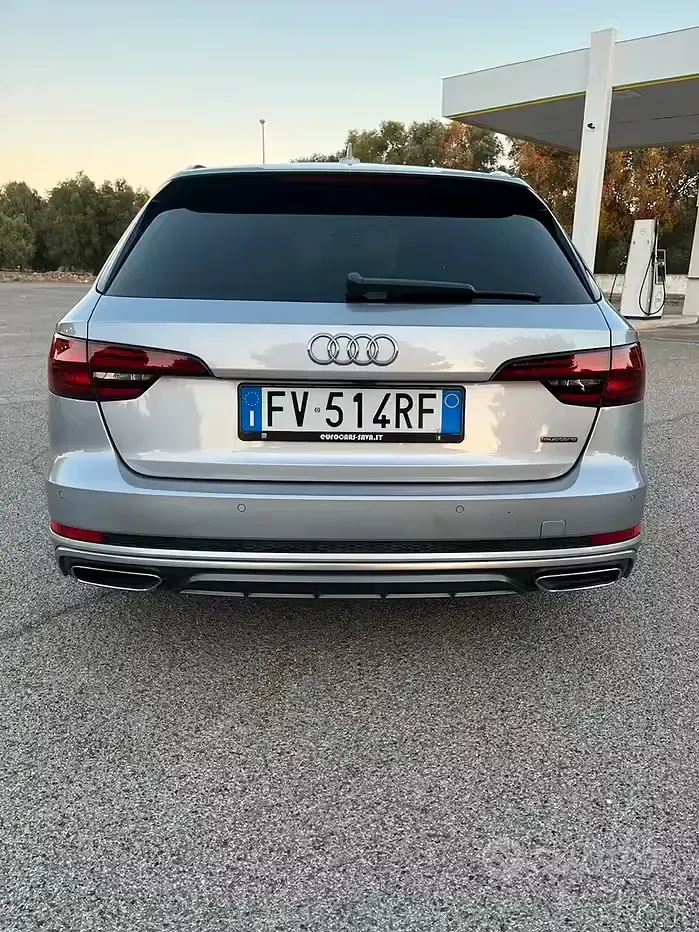 Usata Audi A4 S-Line 190 CV (139 kW) 2019 Grigio Station wagon
