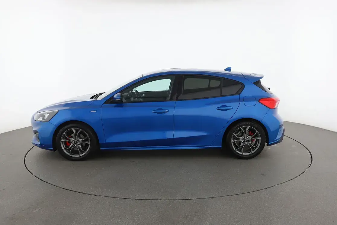 Usado Ford Focus ST-Line 120 HP (88 kW) 2020 Azul Sedan