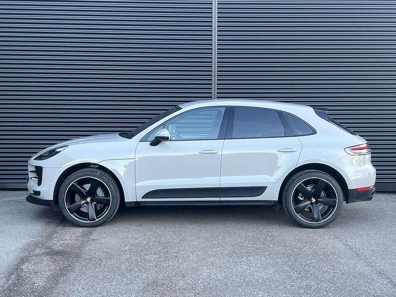 Usata Porsche Macan 354 CV (260 kW) 2020 Grigio gesso SUV