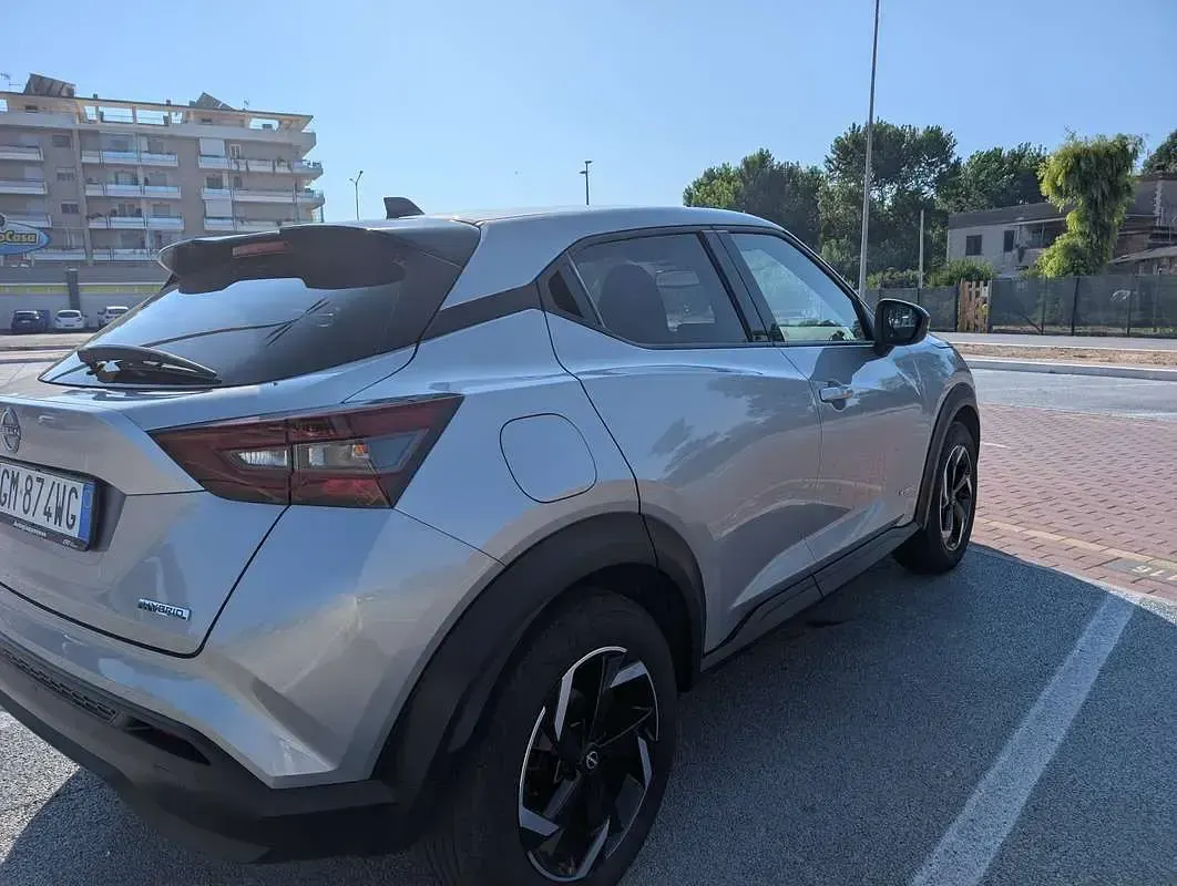 Usata Nissan Juke N-Connecta 94 CV (69 kW) 2023 Argento SUV
