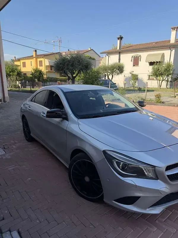 Usata Mercedes CLA220 Executive 205 CV (150 kW) 2014 Coupé