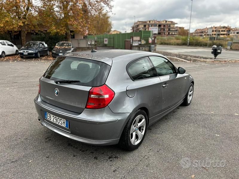 Usata BMW 118 2010 Grigio Utilitaria