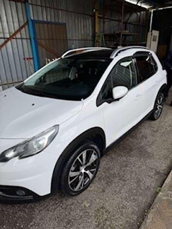 Usata Peugeot 2008 Active 99 CV (72 kW) 2016 Bianco SUV