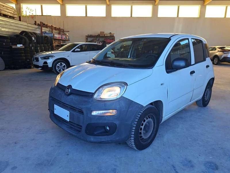 Usata Fiat Panda Pop 69 CV (50 kW) 2019 Bianco Utilitaria