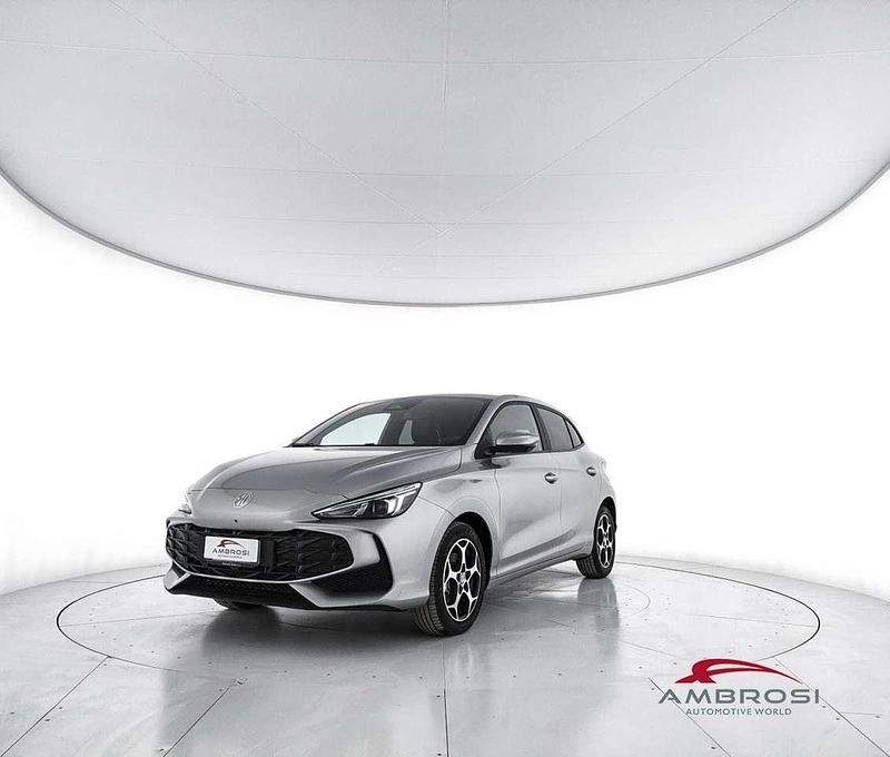 Nuova MG MG3 Luxury 265 CV (194 kW) 2026 Cosmic silver Utilitaria