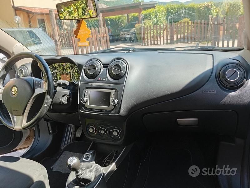 Usata Alfa Romeo MiTo 90 CV (66 kW) 2013 Bianco Utilitaria