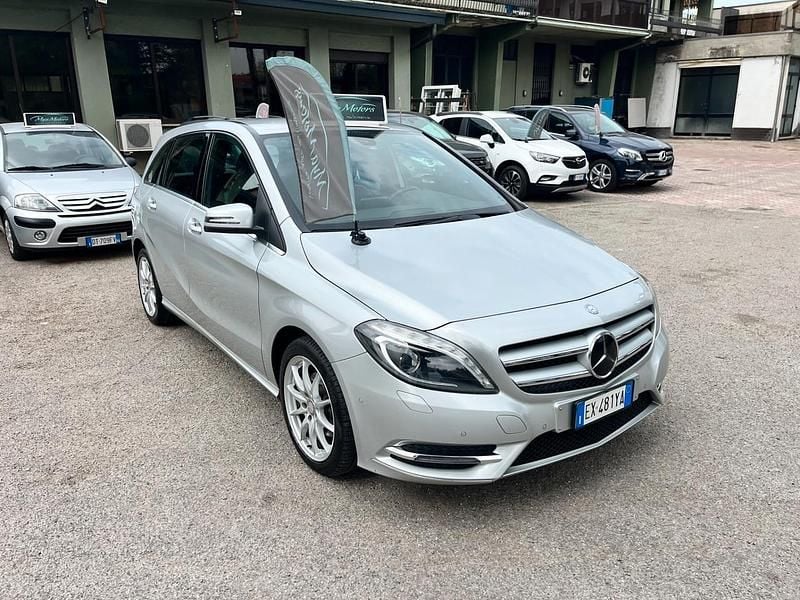 Usata Mercedes B200 Executive 136 CV (100 kW) 2014 Argento Monovolume