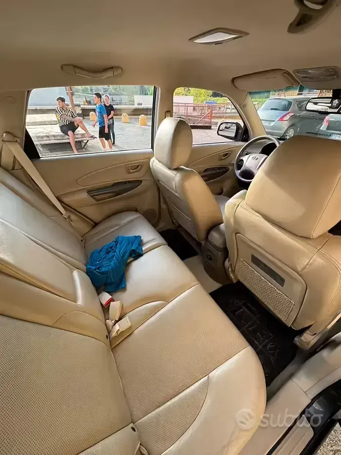 Usata Hyundai Tucson 140 CV (102 kW) 2008 Grigio SUV