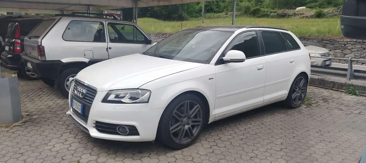 Usata Audi A3 Sportback Ambition 160 CV (117 kW) 2009 Utilitaria