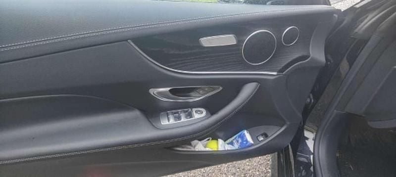 Usata Mercedes E300 Premium Plus 265 CV (194 kW) 2023 Coupé