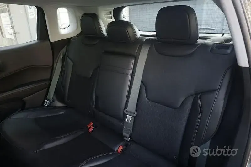 Usata Jeep Compass Limited 190 CV (139 kW) 2021 Grigio scuro SUV