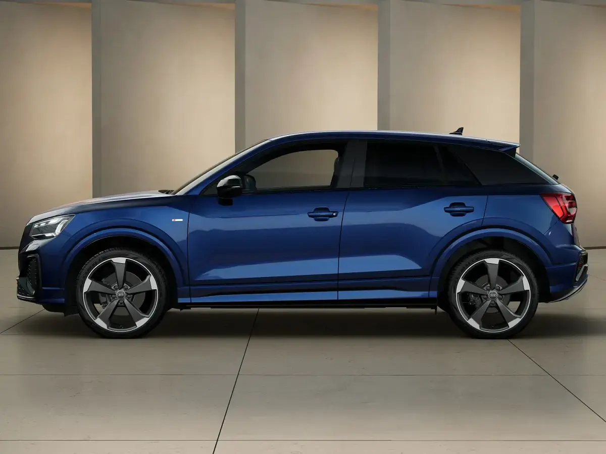 Nuova Audi Q2 Comfort 150 CV (110 kW) 2026 Blu navarra metallizzato SUV