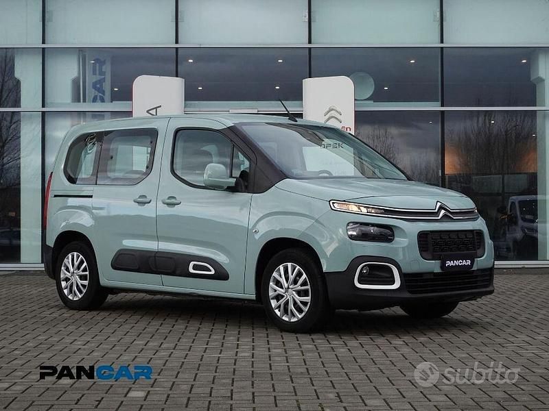 Usata Citroën Berlingo Feel 102 CV (75 kW) 2019 Verde Monovolume