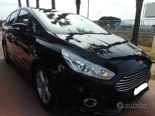 Usata Ford S-MAX Titanium 150 CV (110 kW) 2016 Marrone Monovolume