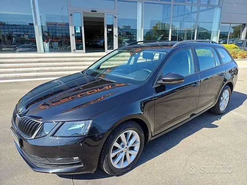 Usata Skoda Octavia 116 CV (85 kW) 2017 Nero Station wagon