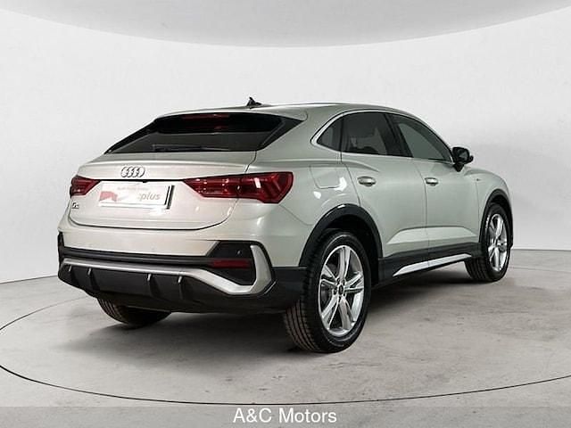 Usata Audi Q3 S-Line 150 CV (110 kW) 2024 Argento rugiada metallizzato SUV