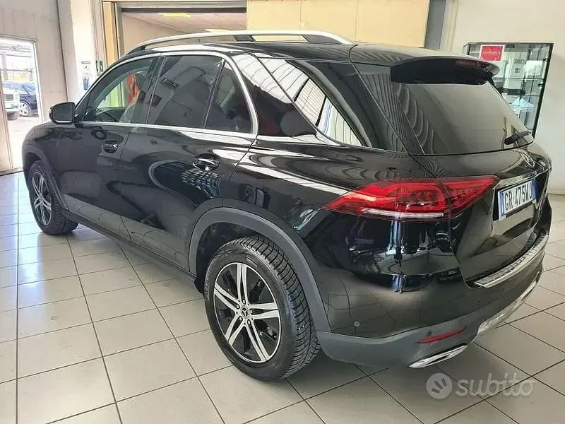 Usata Mercedes GLE300 245 CV (180 kW) 2019 Nero SUV