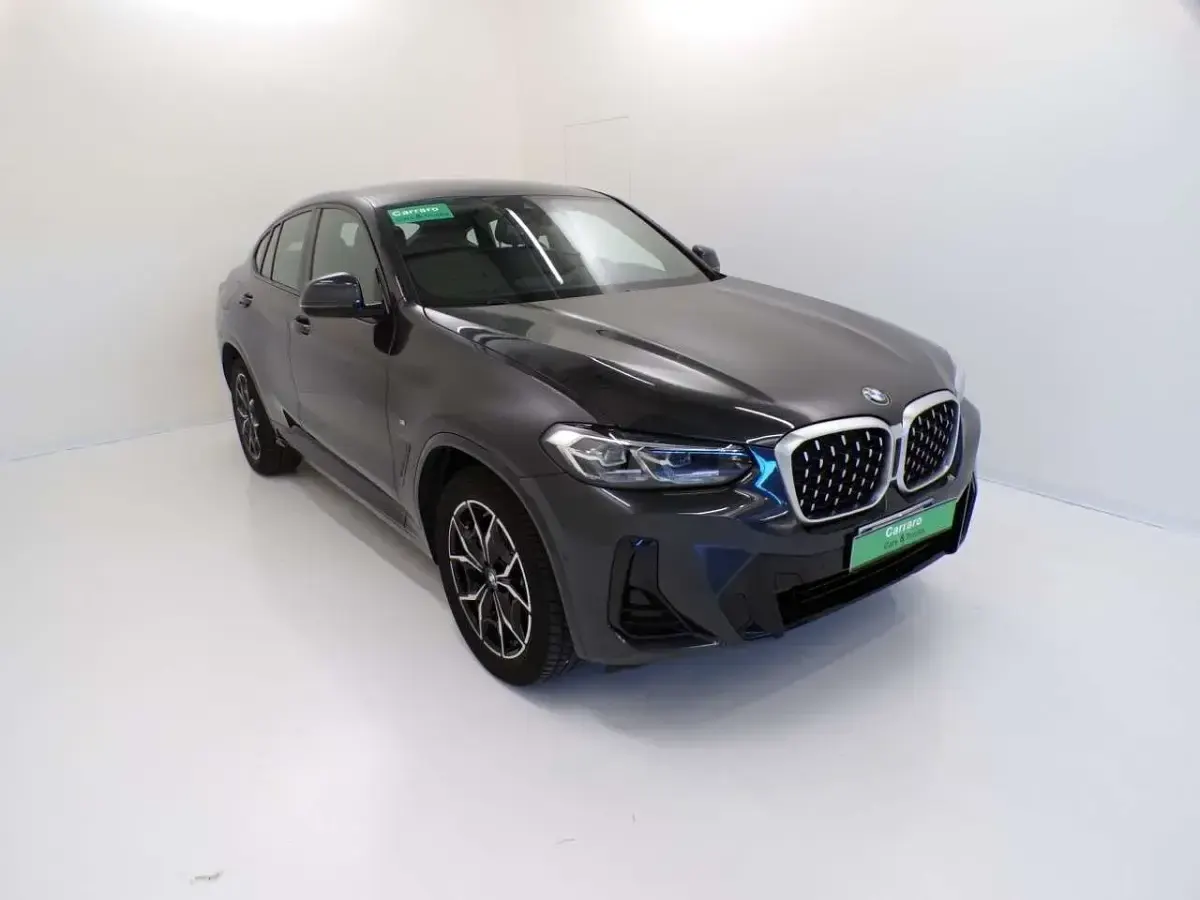 Usata BMW X4 M Sport 190 CV (139 kW) 2024 Grigio metallizzato SUV