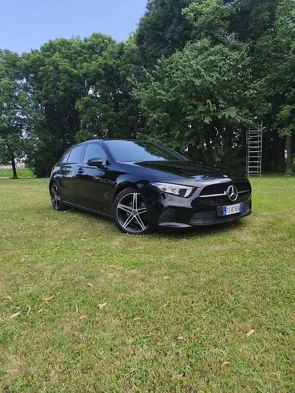 Usata Mercedes A180 116 CV (85 kW) 2018 Berlina