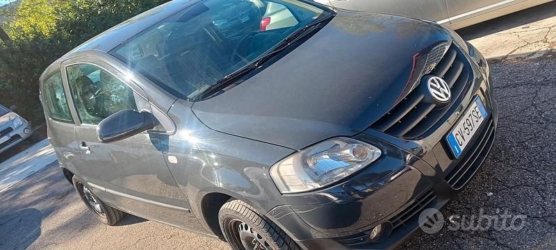 Marrone Usata 2005 VW Fox S Due volumi | 1650 € (Buon prezzo) - Immagine 1/4